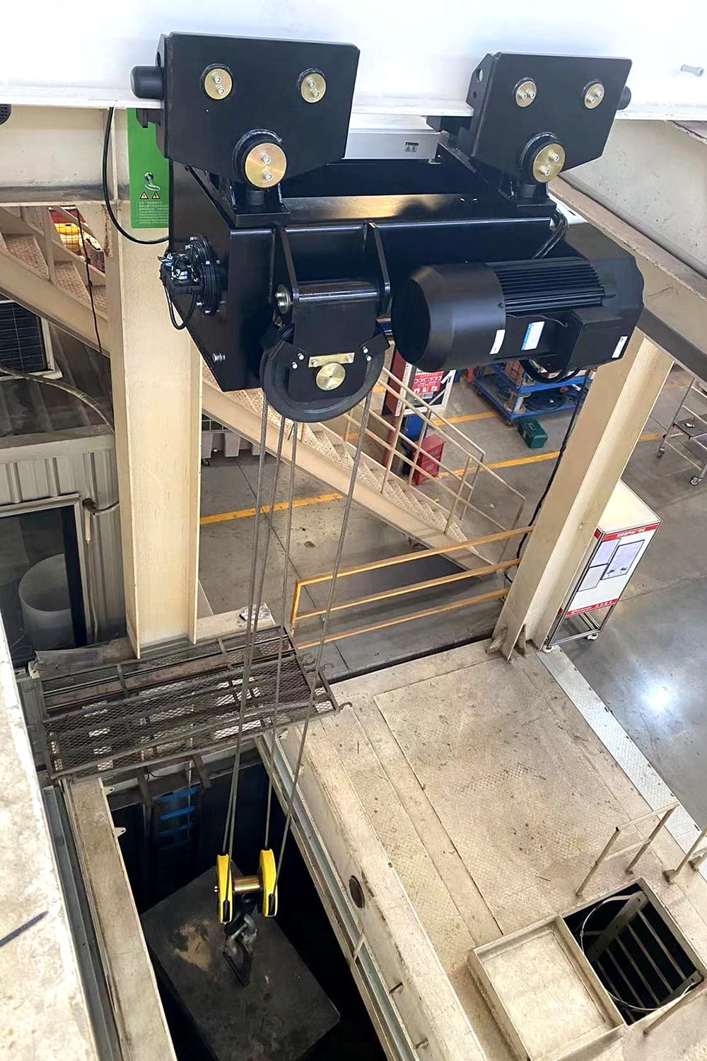 Testing of European wire rope hoists for Kenya1