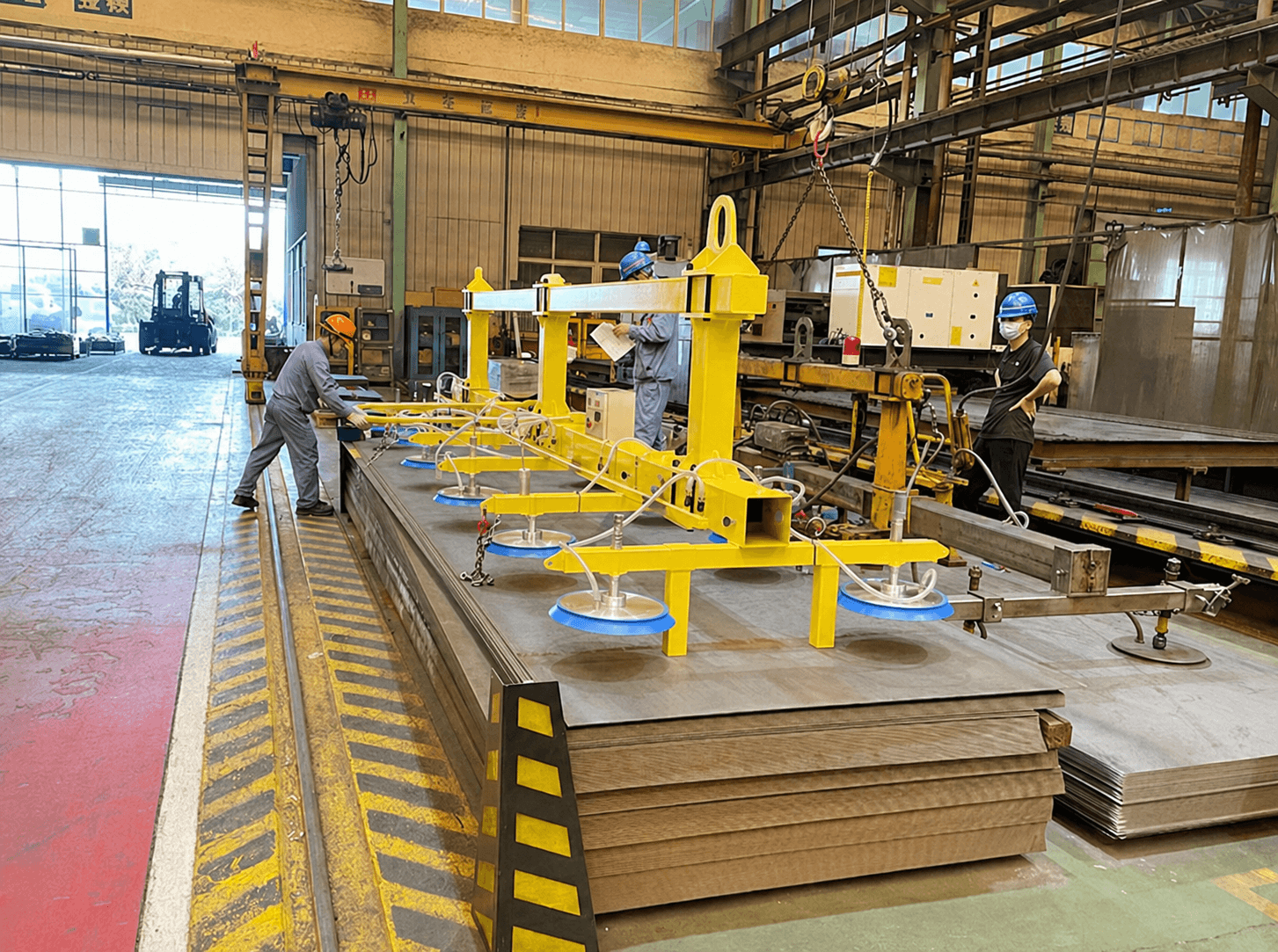 Heavy Duty Sheet Metal Vacuum Lifters10